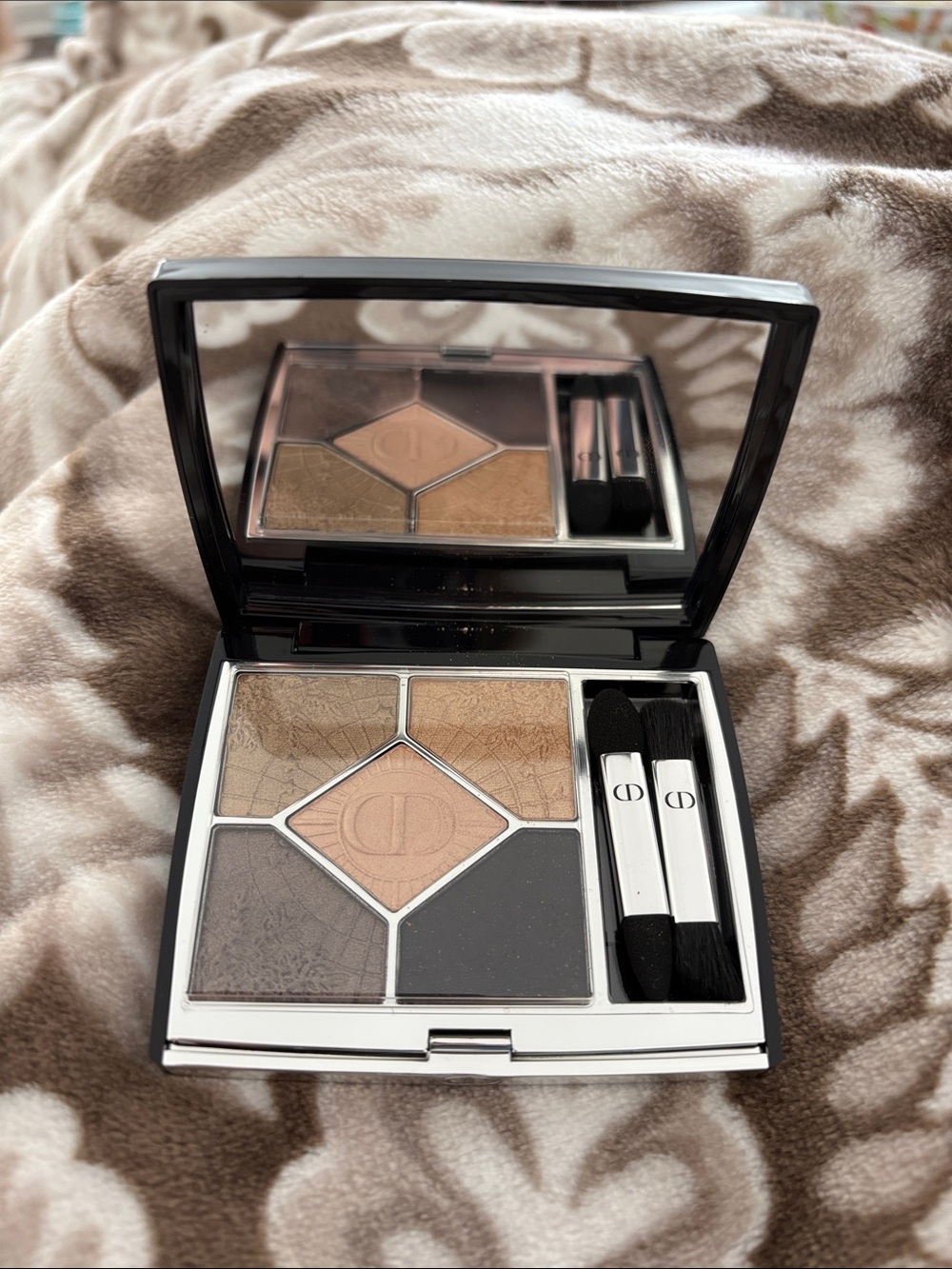 Dior 5 Couleurs Couture 359 Cosmic Eyes Eyeshadow Palette Limited Edition